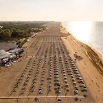 Seafront Luminous Flat In Bibione-beahost アパート ビビオーネ