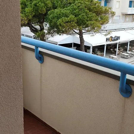 Apartment Seafront Luminous Flat In Bibione-beahost *