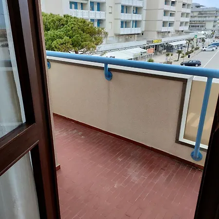 Bright Seafront Flat In With Side Sea View * Bibione
